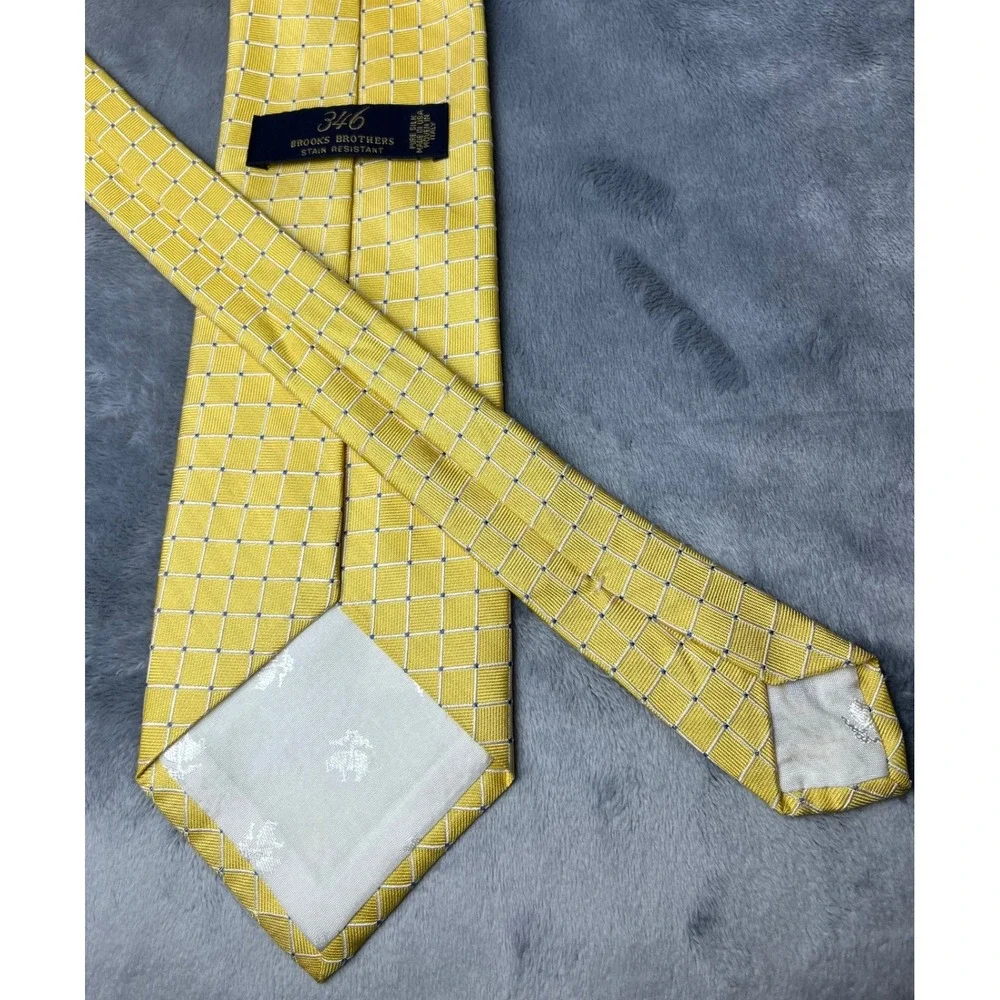 Brooks Brothers 346 Mens Silk Tie Yellow Blue‎ Micro Check Grid Stain Resistant